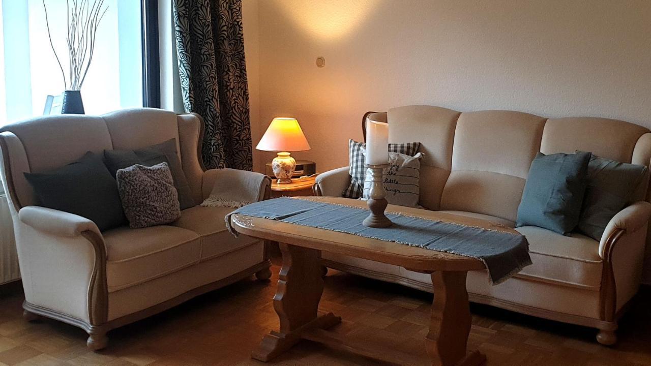 Ferienwohnung Mit Terrasse, Kostenloses Wlan, Parkplatz Bad Oeynhausen Exterior foto